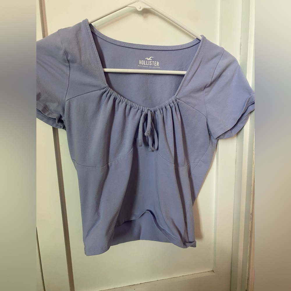 hollister crop top